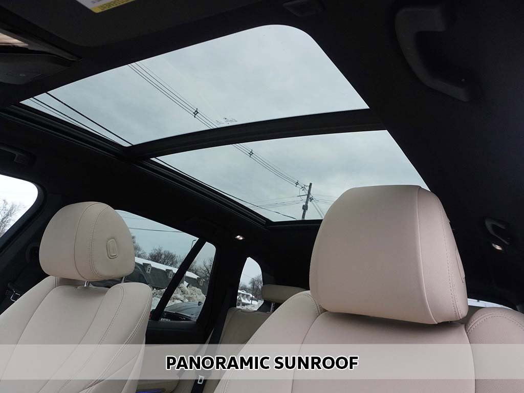 Used 2022 BMW X5 xDrive40i w/ Premium Package AWD/4WD image 4