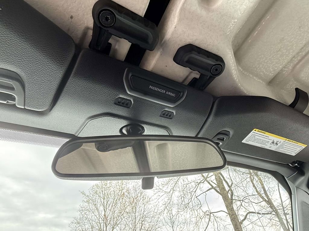 Used 2018 Jeep Wrangler Sport S image 16
