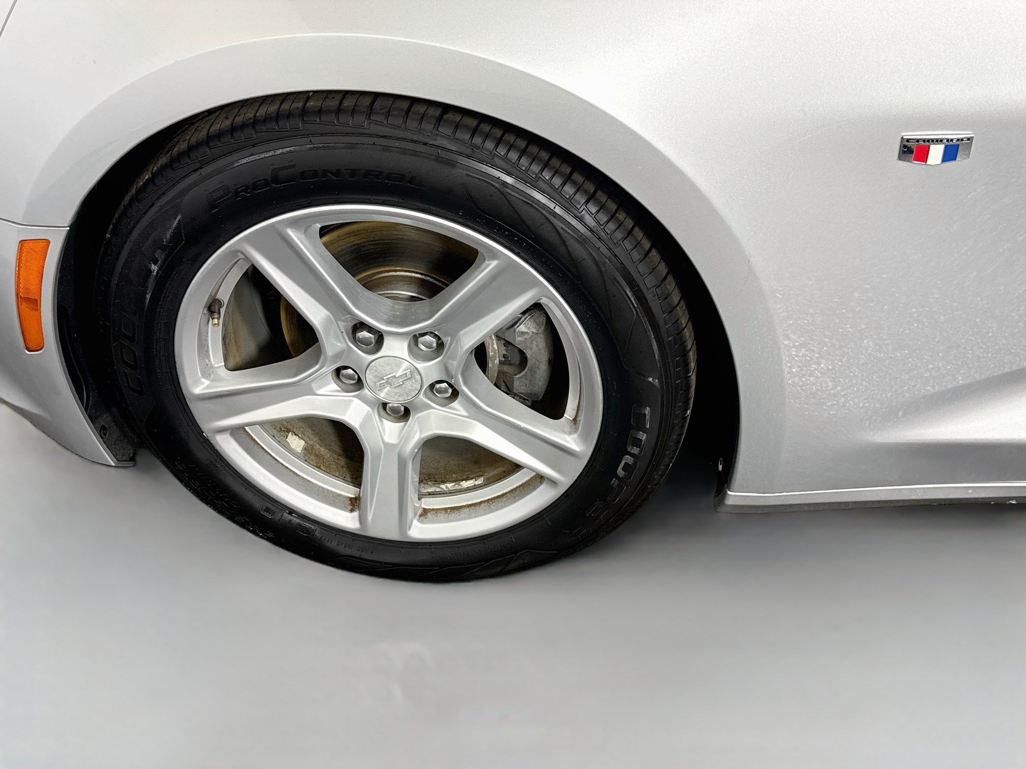 Used 2017 Chevrolet Camaro LT RWD image 36