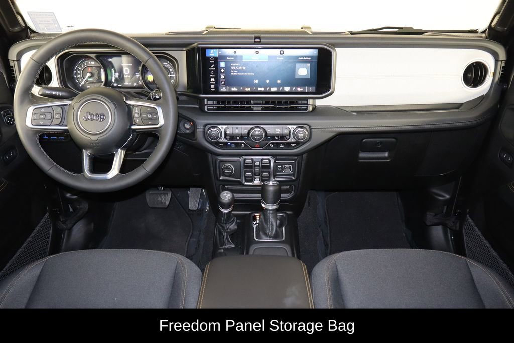 Used 2025 Jeep Wrangler Unlimited Sahara w/ Safety Group image 14