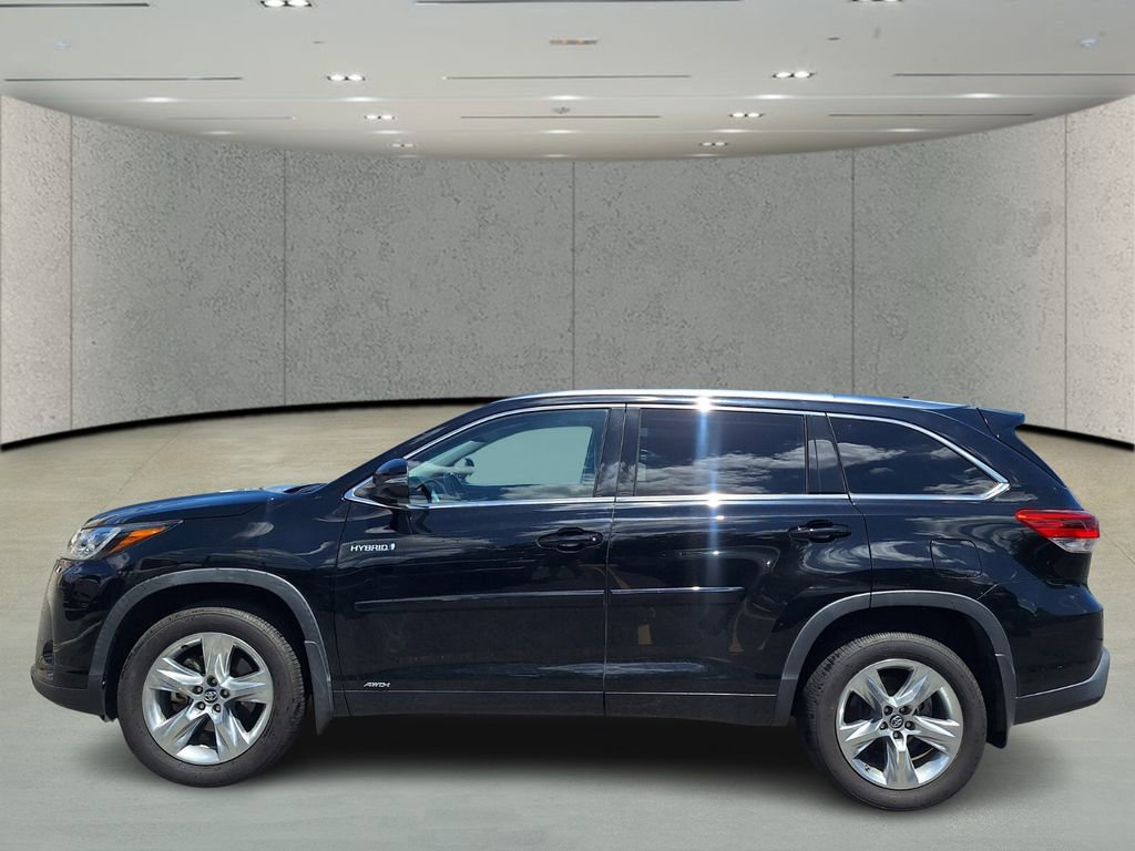 Used 2019 Toyota Highlander Limited AWD/4WD image 2