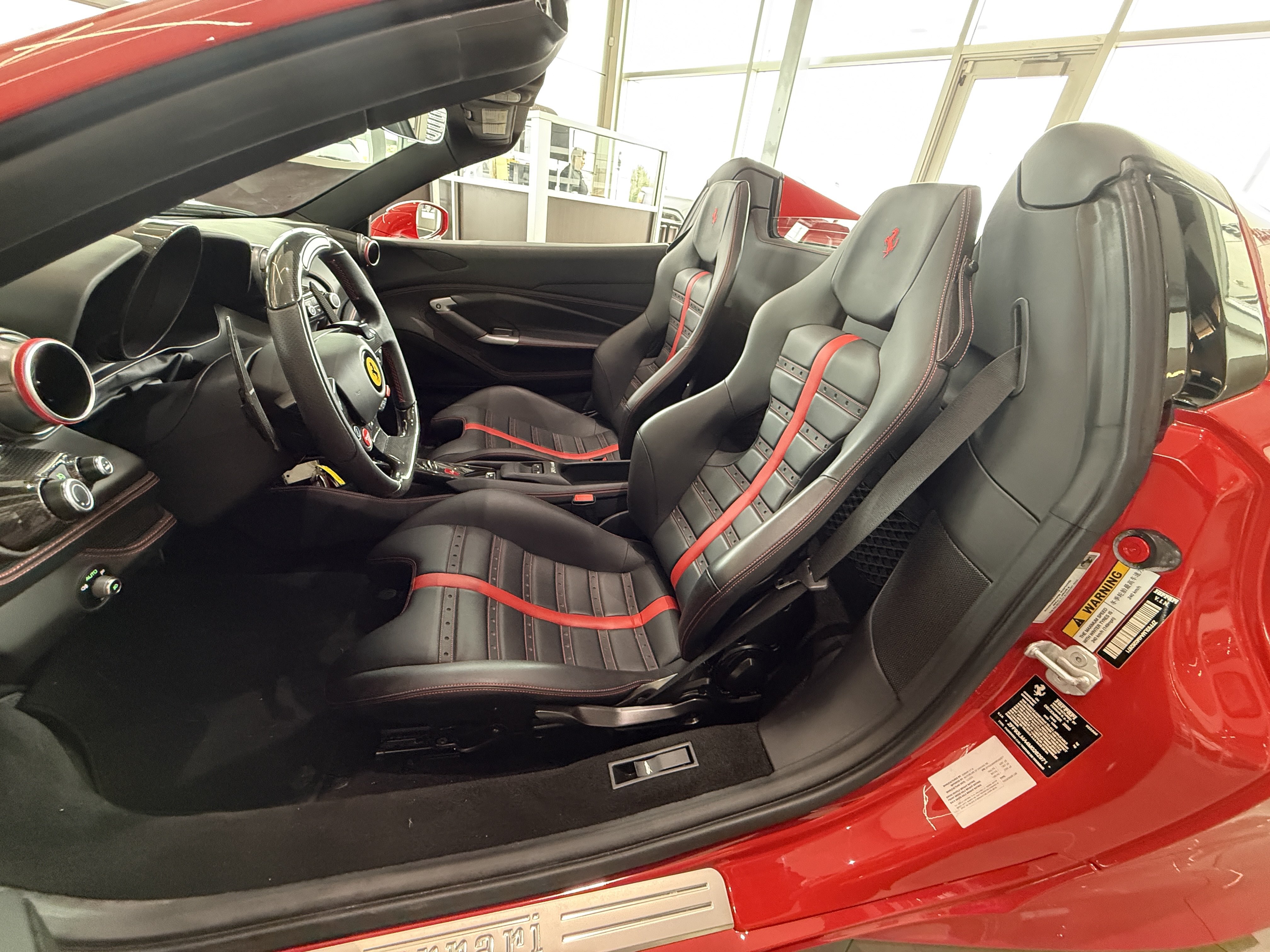 Used 2021 Ferrari F8 Tributo RWD image 16