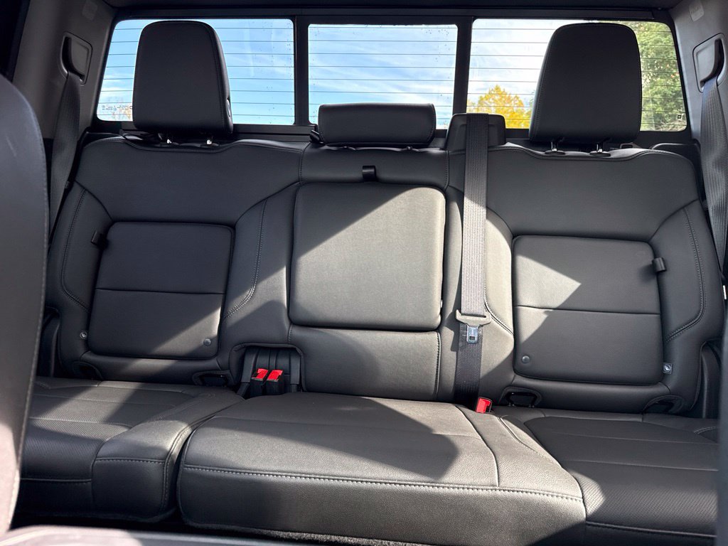 Used 2021 GMC Sierra 1500 SLT w/ SLT Premium Plus Package AWD/4WD image 25