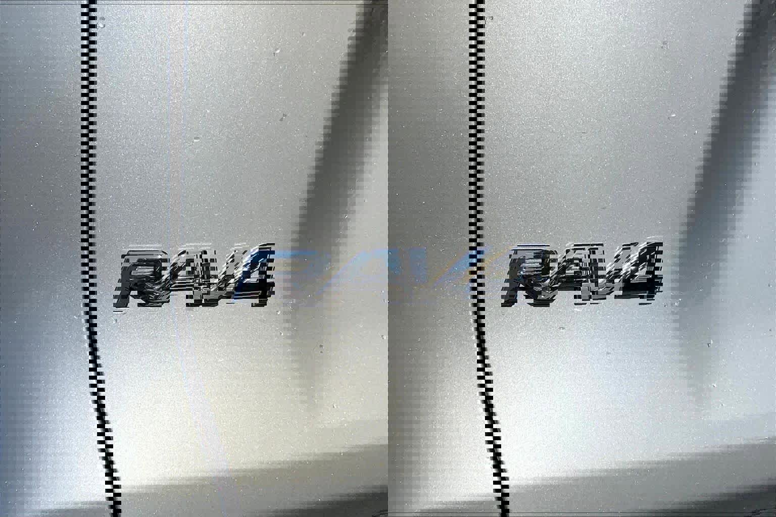 Used 2022 Toyota RAV4 XLE w/ Convenience Package AWD/4WD image 31