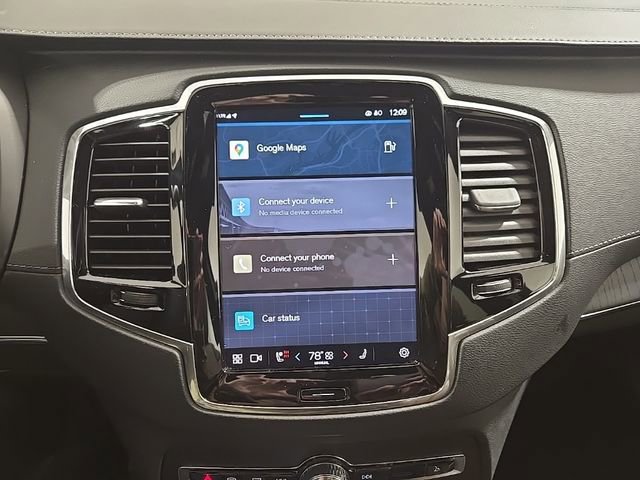 Used 2023 Volvo XC90 B6 Ultimate w/ Protection Package Premier image 16