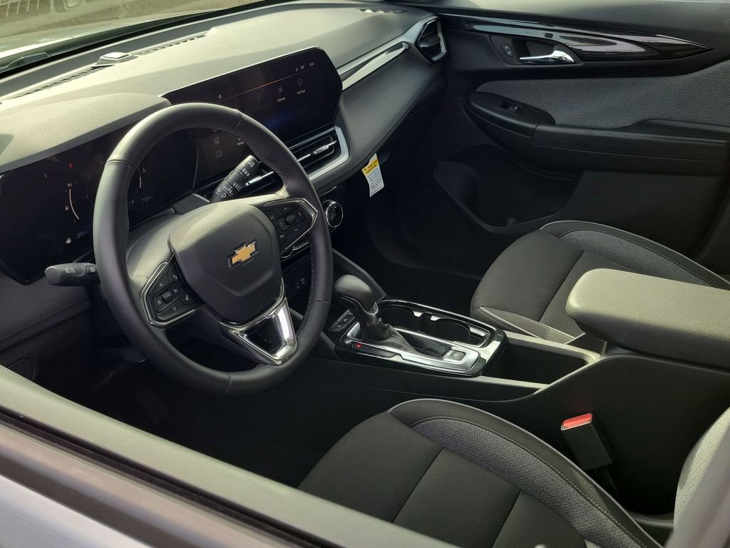 Used 2026 Chevrolet TrailBlazer LT w/ Convenience Package image 10