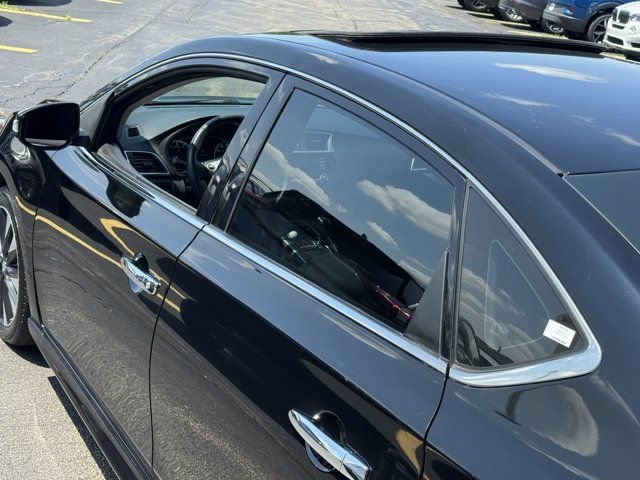 Used 2018 Nissan Sentra SR Turbo FWD image 19