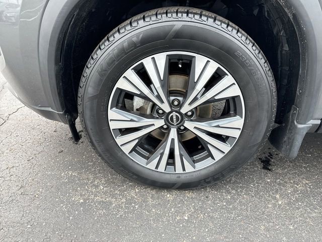 Used 2022 Nissan Rogue SV image 10