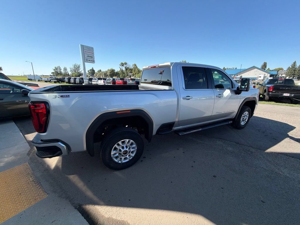 Used 2020 GMC Sierra 2500 SLE w/ SLE Value Package; AWD/4WD image 5
