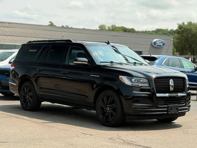 Used 2023 Lincoln Navigator L Reserve AWD/4WD image 34