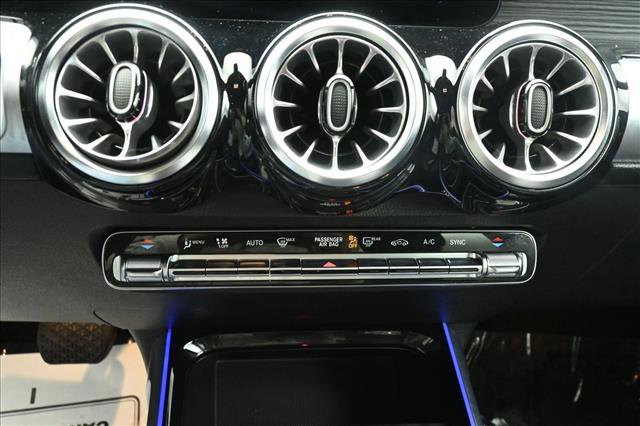 Certified 2023 Mercedes-Benz GLB 250 4MATIC image 16