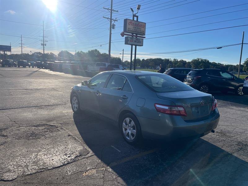 Used 2009 Toyota Camry LE FWD image 7