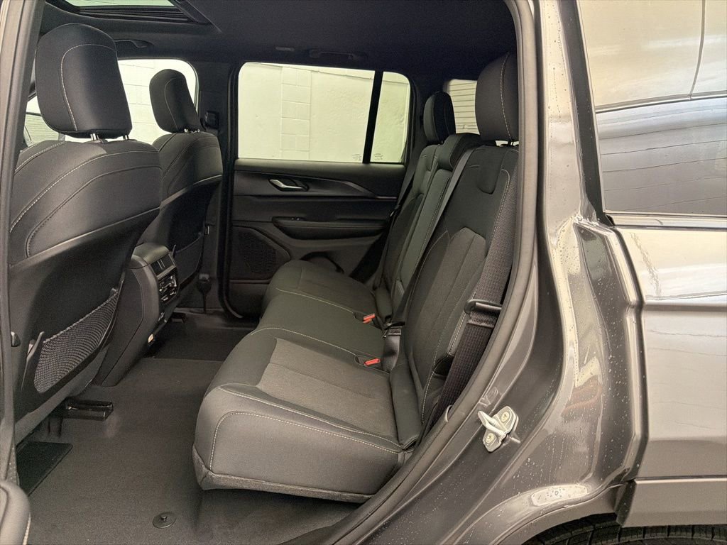 New 2026 Jeep Grand Cherokee Laredo X RWD image 15