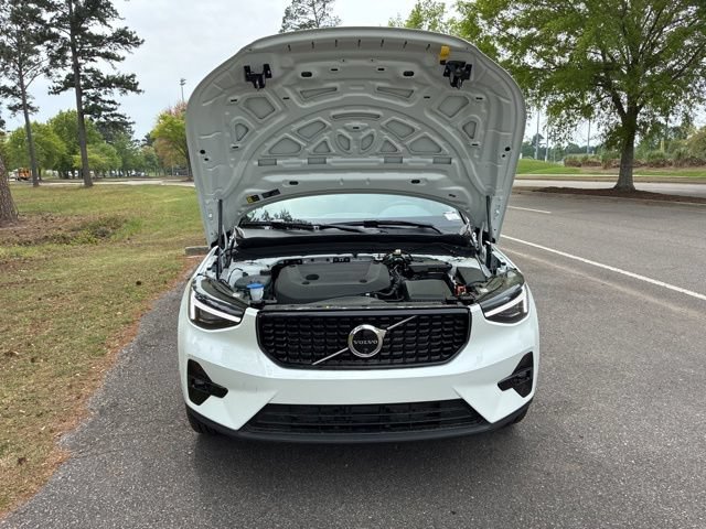 New 2026 Volvo XC40 B5 Ultra w/ Protection Package Premier AWD/4WD image 21