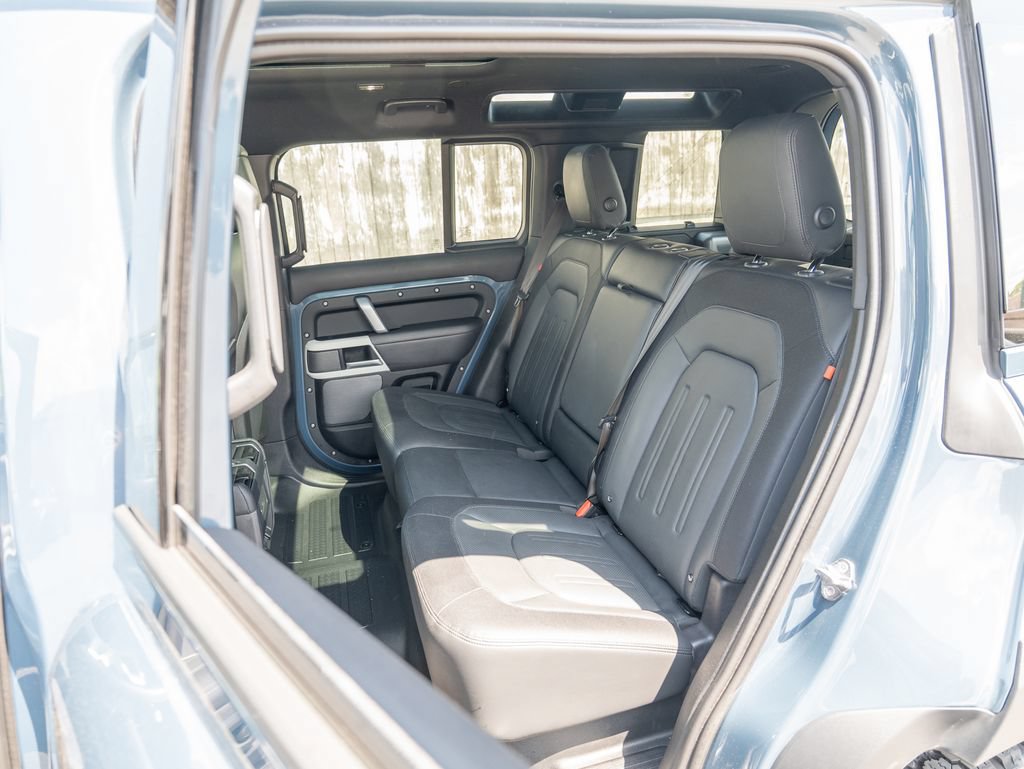 Used 2022 Land Rover Defender 110 X-Dynamic HSE AWD/4WD image 36