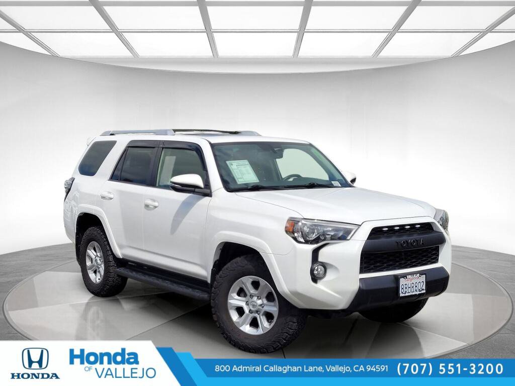 Used 2017 Toyota 4Runner SR5 Premium AWD/4WD image 1