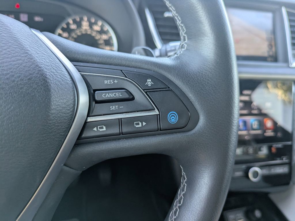 Certified 2025 INFINITI QX55 Essential image 28