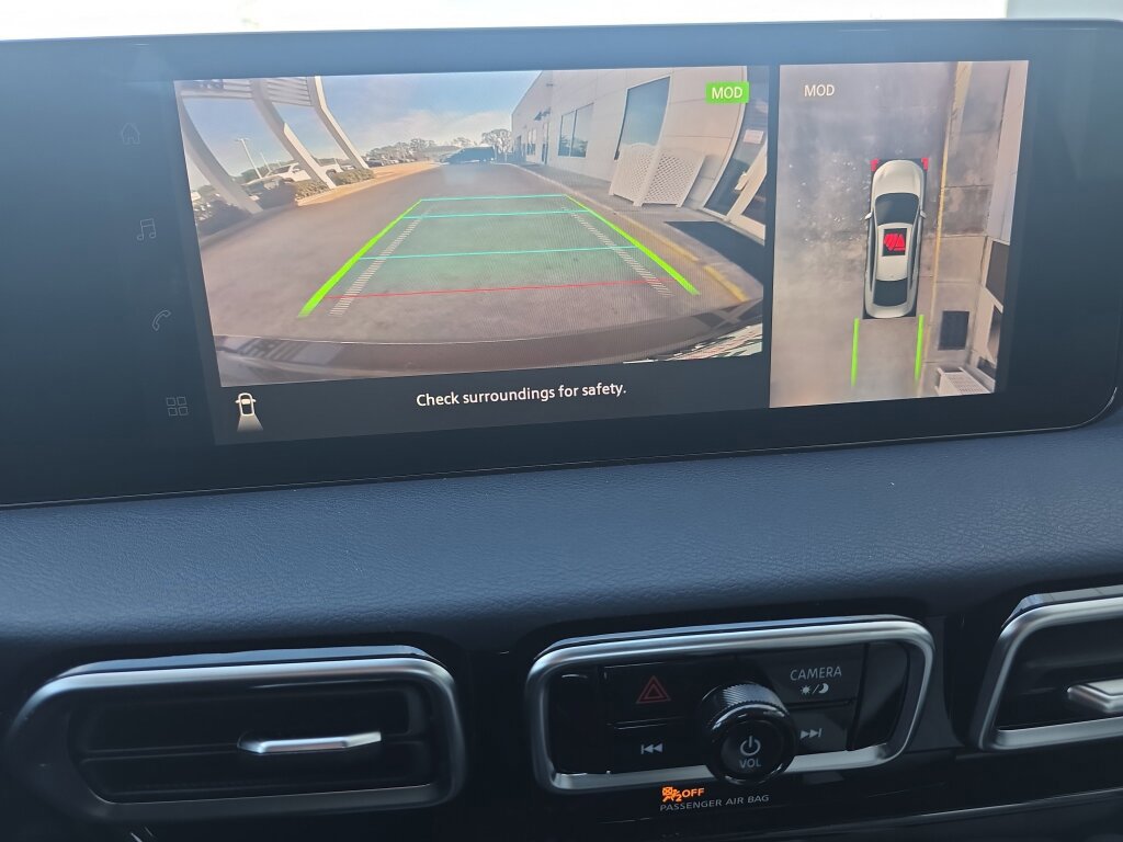 New 2026 Nissan Sentra SL w/ Floor Mat Package image 14