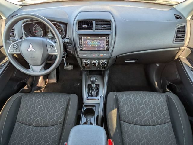 Used 2025 Mitsubishi Outlander Sport ES AWD/4WD image 17