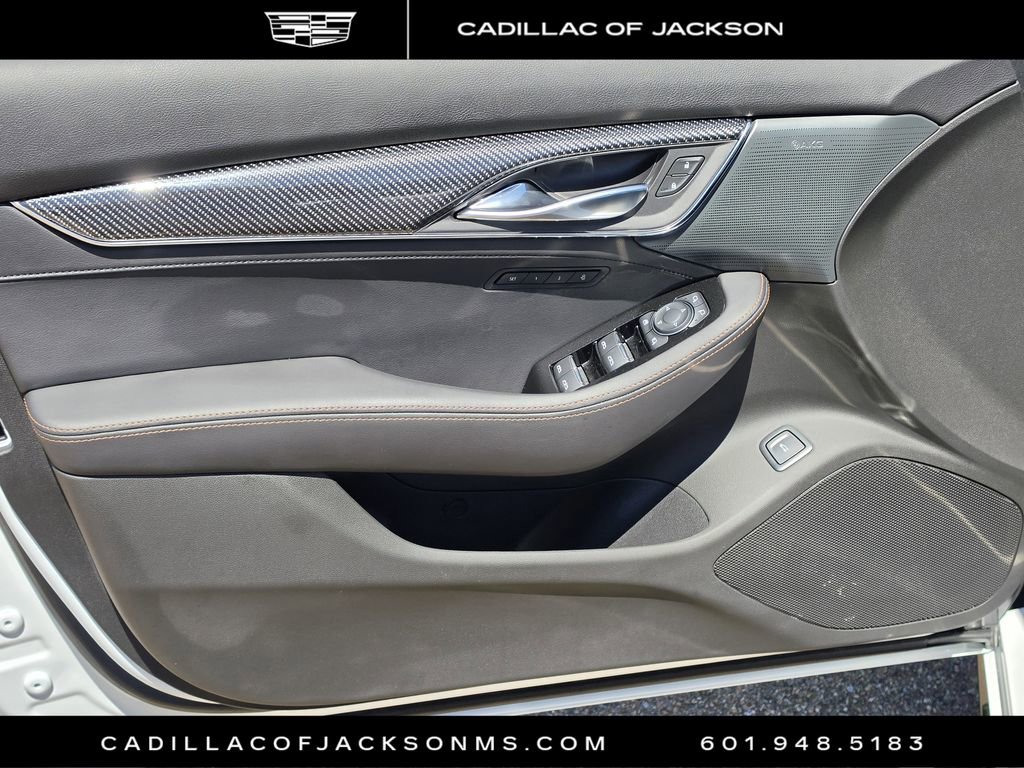 Used 2025 Cadillac CT5 V RWD image 15