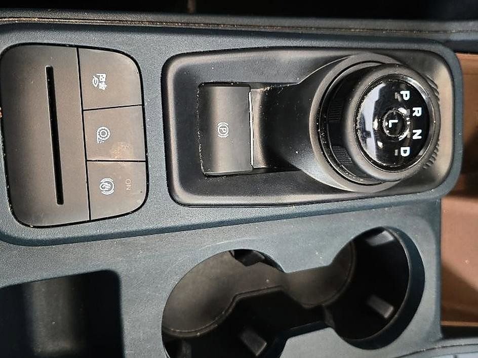Used 2024 Ford Maverick Lariat FWD image 26