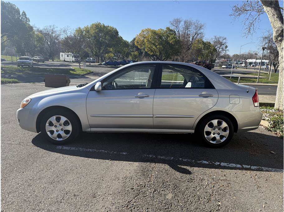 Used 2008 Kia Spectra EX image 4