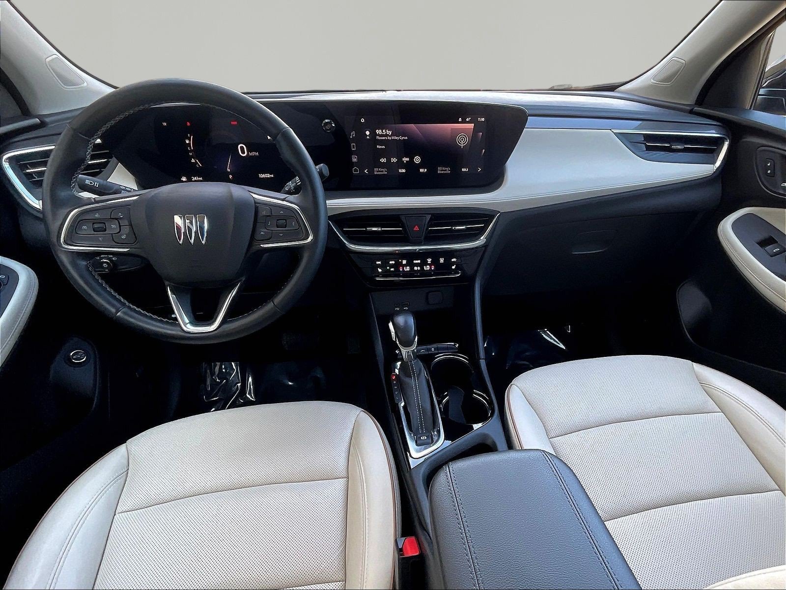 Used 2024 Buick Encore GX Avenir w/ Avenir Technology Package AWD/4WD image 7
