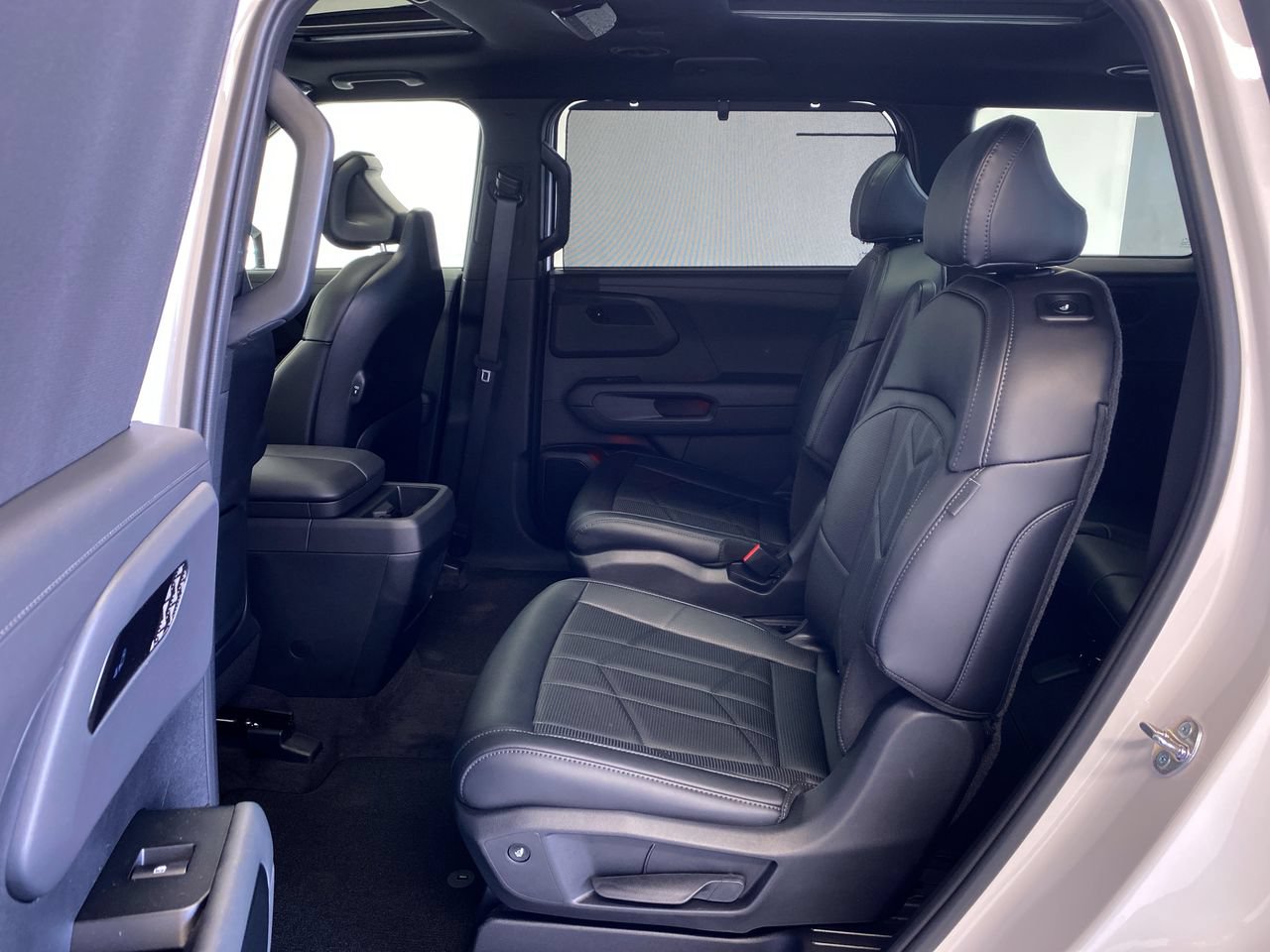 New 2027 Kia Telluride SX X-Pro AWD/4WD image 34