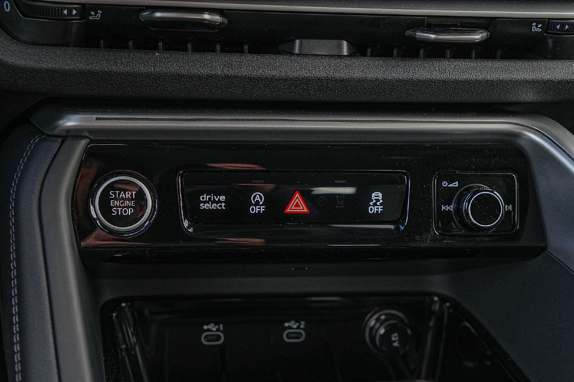 Certified 2025 Audi Q5 Premium w/ Convenience Package image 18