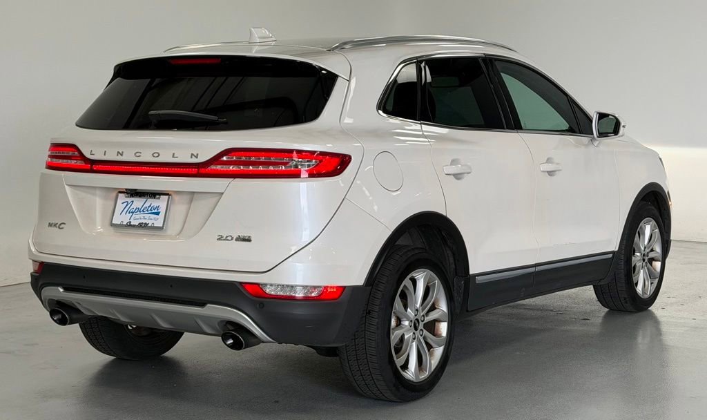 Used 2016 Lincoln MKC Select w/ Select Plus Package AWD/4WD image 3