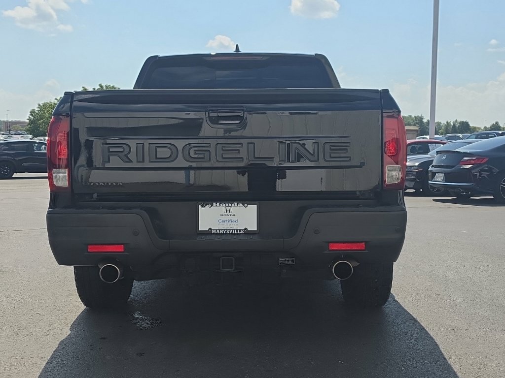 Certified 2025 Honda Ridgeline Black Edition image 6