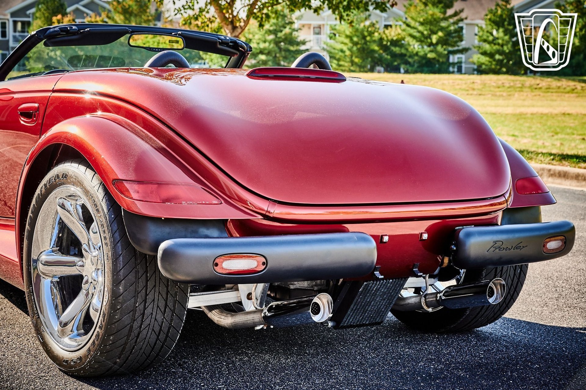 Used 2002 Chrysler Prowler image 38