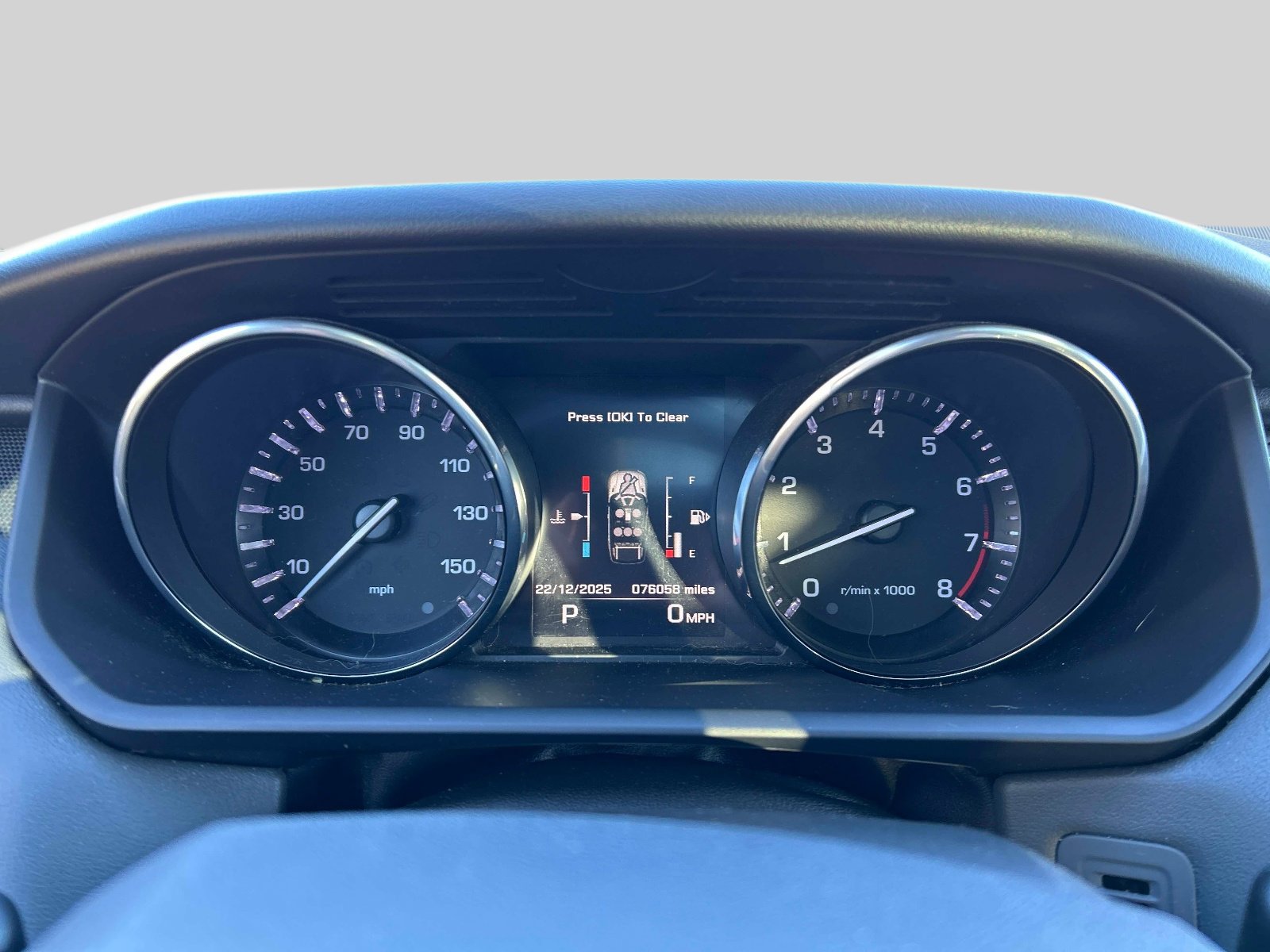 Used 2015 Land Rover Range Rover Sport HSE image 32