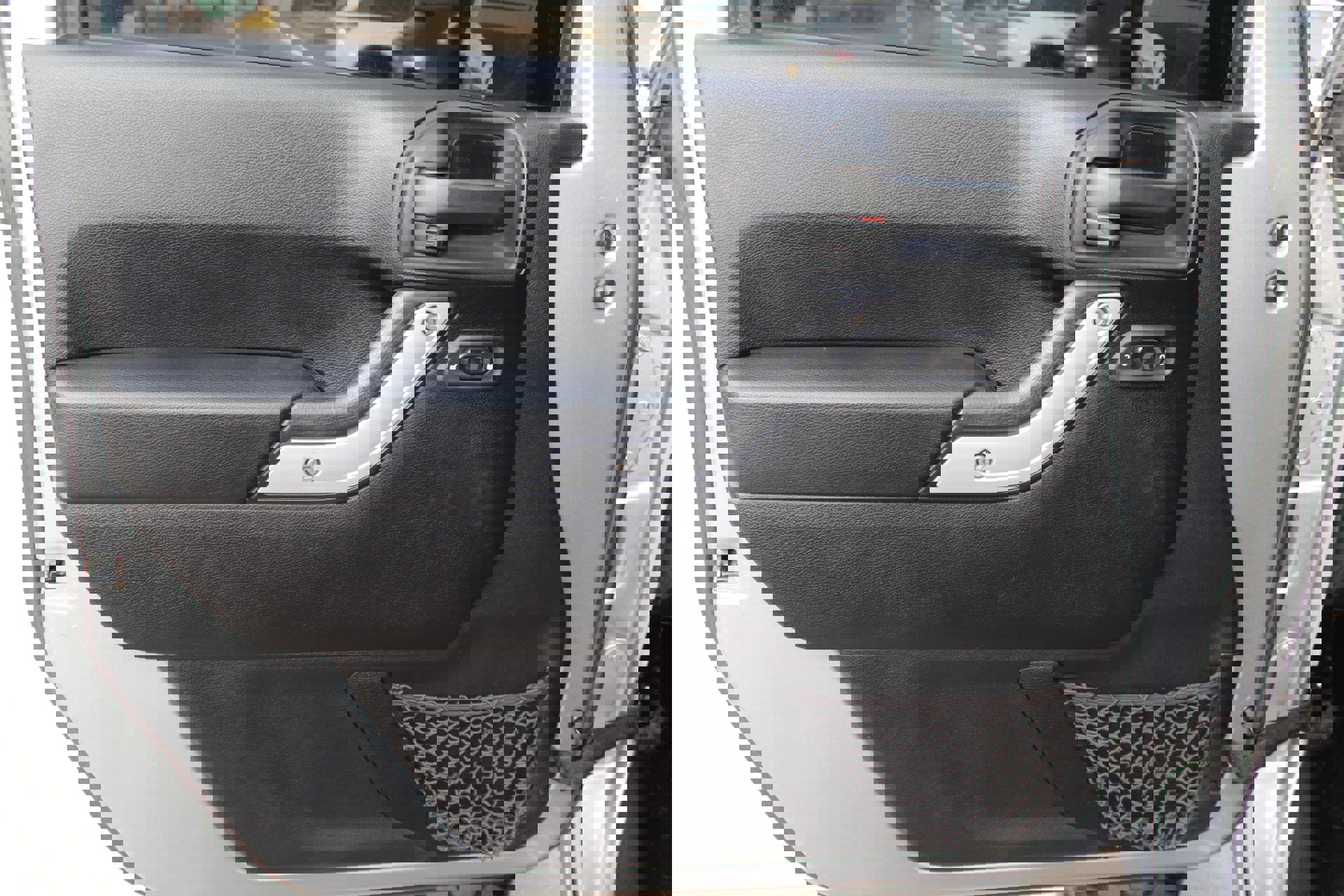 Used 2014 Jeep Wrangler Rubicon w/ Power Convenience Group image 23