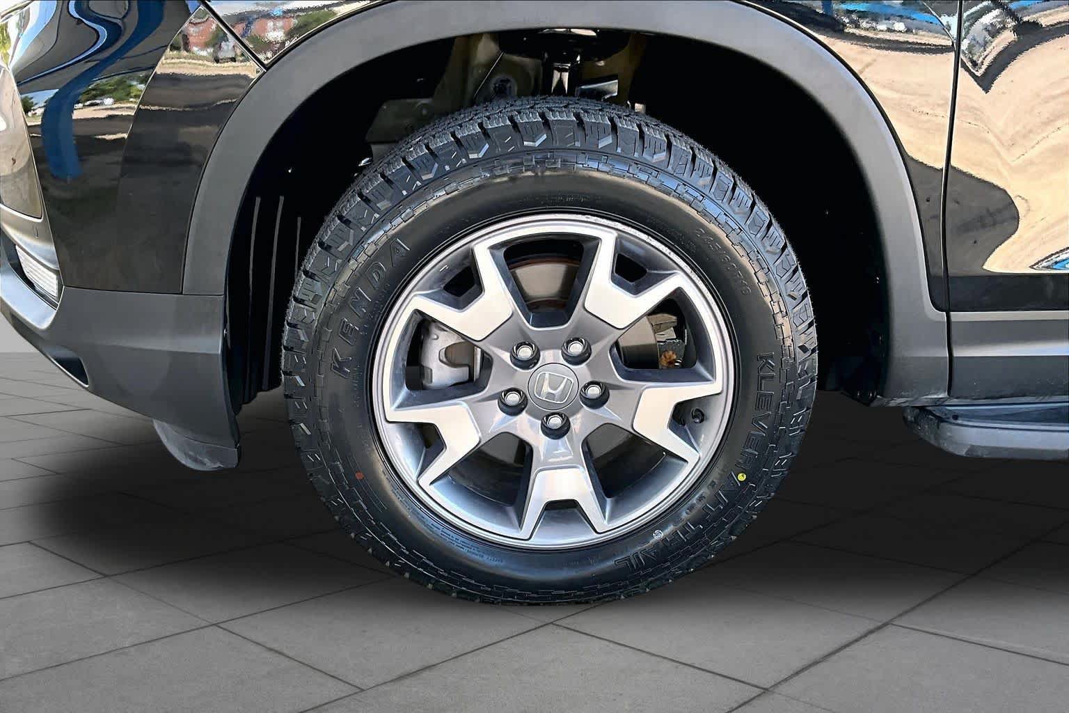 Certified 2023 Honda Passport TrailSport image 11