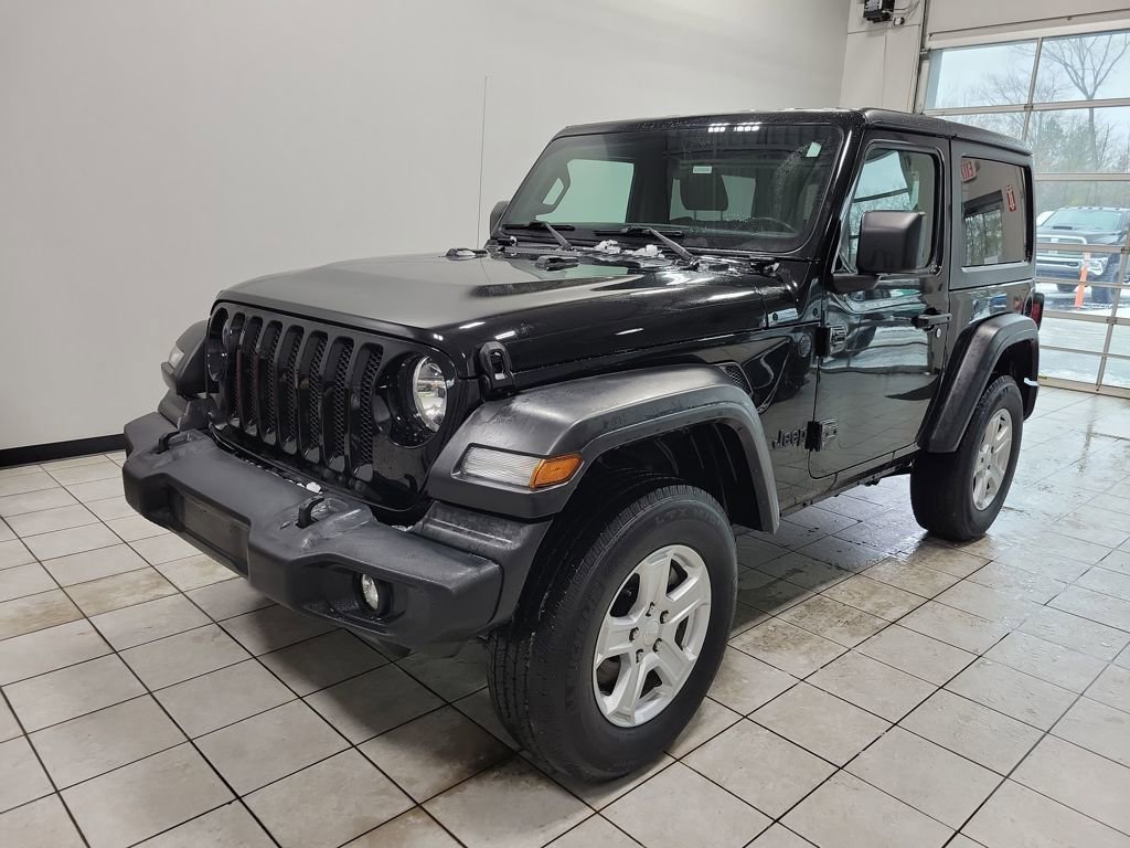 Used 2022 Jeep Wrangler Sport S image 3