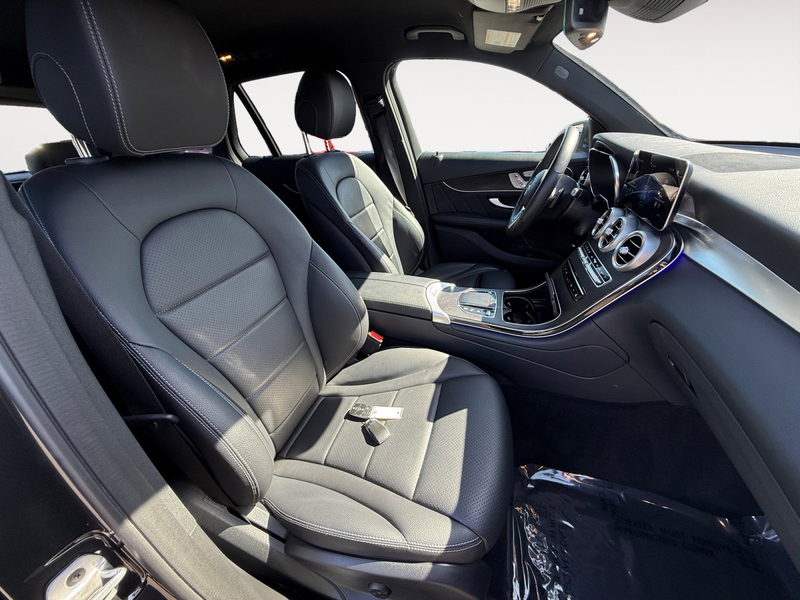 Used 2022 Mercedes-Benz GLC 300 4MATIC image 19