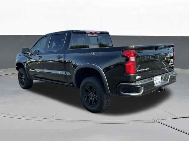 Used 2024 Chevrolet Silverado 1500 ZR2 w/ Technology Package AWD/4WD image 8