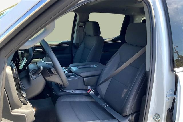 New 2026 GMC Sierra 1500 SLE image 10