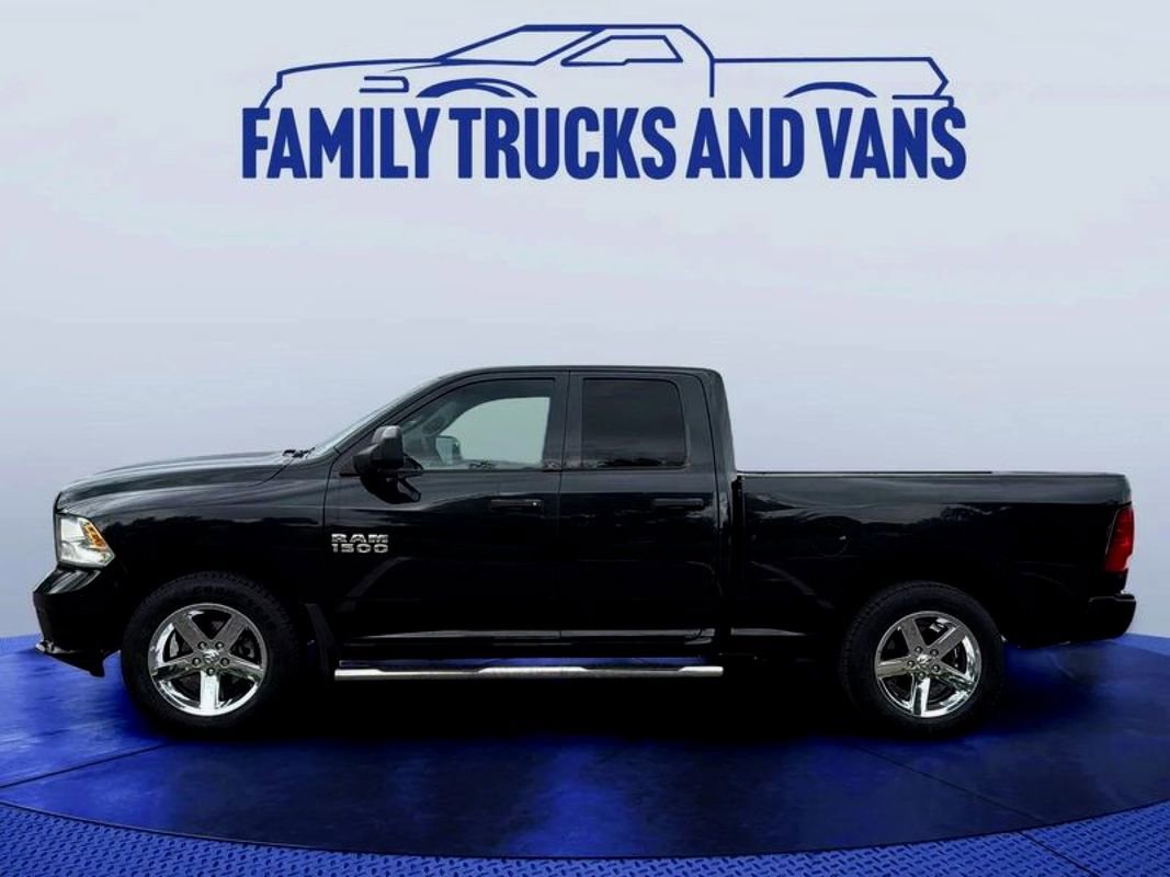 Used 2017 RAM 1500 Express image 2