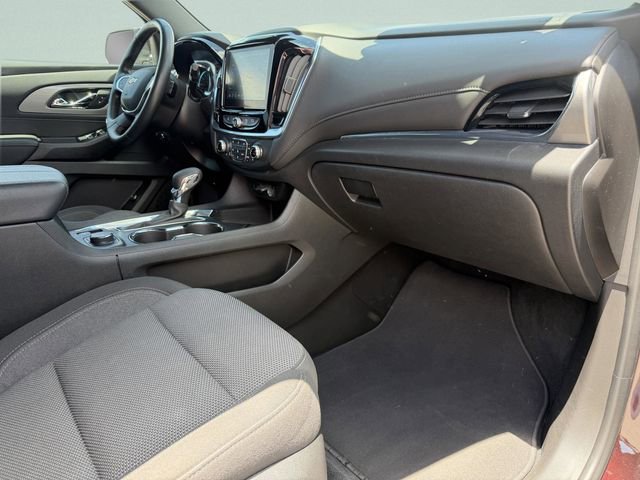 Certified 2023 Chevrolet Traverse LT FWD image 15