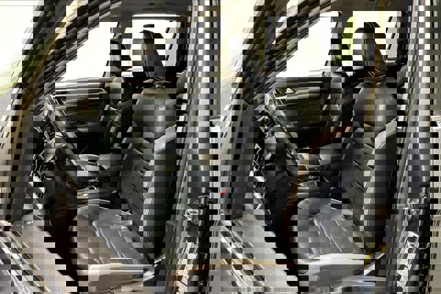 Used 2021 Volkswagen Atlas SEL Premium image 25