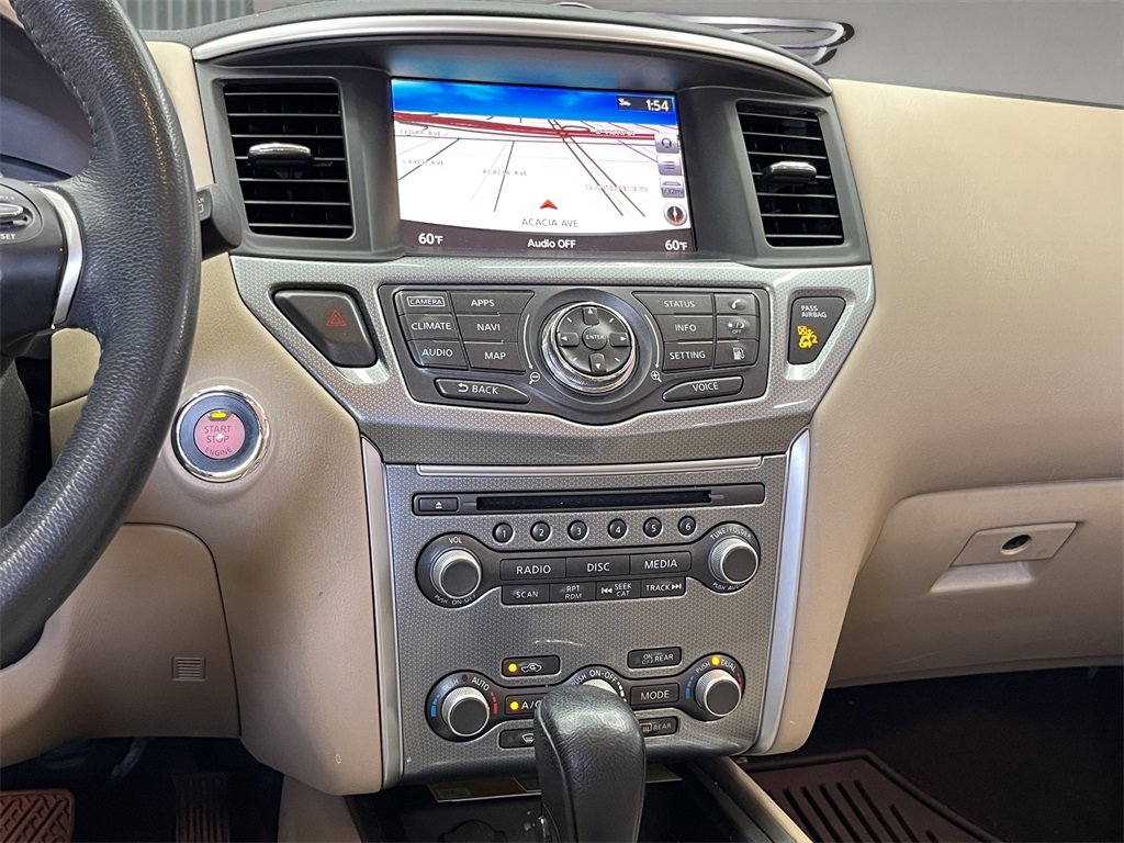 Used 2018 Nissan Pathfinder SL image 15