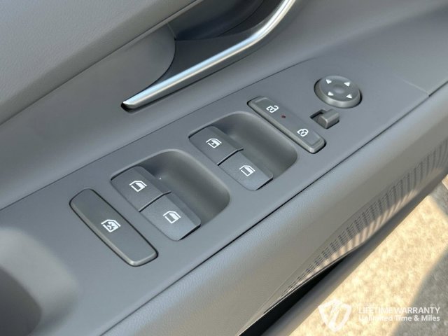New 2026 Hyundai Elantra SE FWD image 21