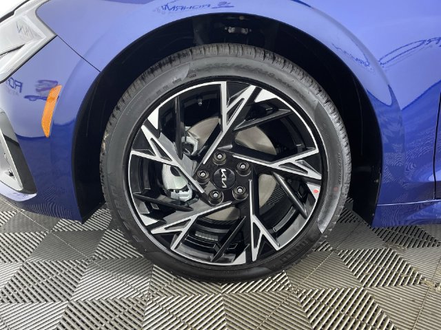 New 2027 Kia K5 GT-Line AWD/4WD image 17