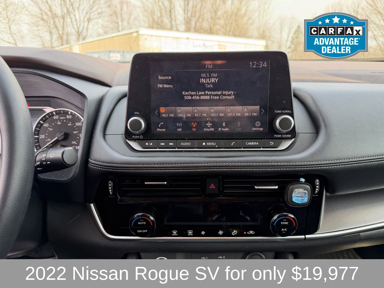 Used 2022 Nissan Rogue SV AWD/4WD image 18