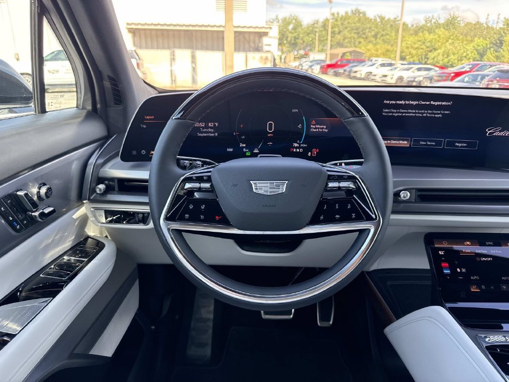 New 2027 Cadillac Vistiq Sport AWD/4WD image 17