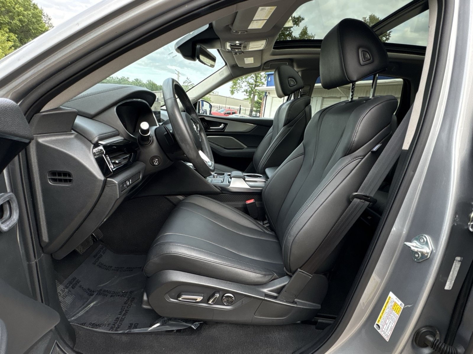 Used 2024 Acura MDX SH-AWD image 16
