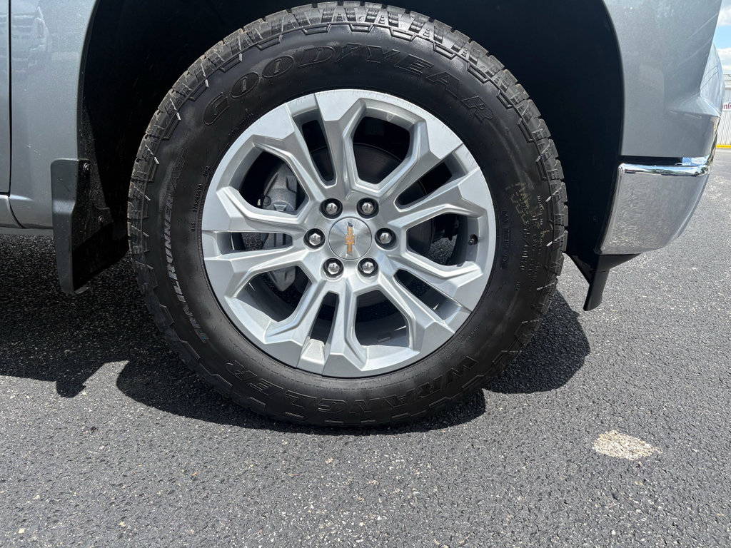 New 2026 Chevrolet Silverado 1500 LTZ AWD/4WD image 10