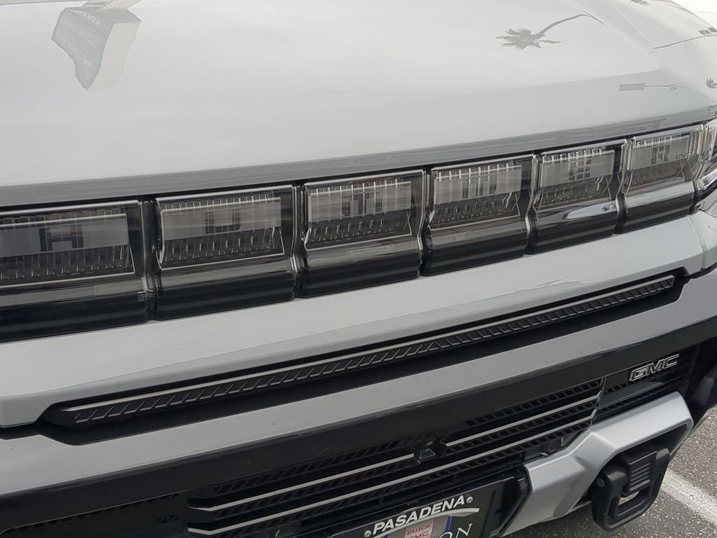 Used 2025 GMC Hummer EV 2X image 37